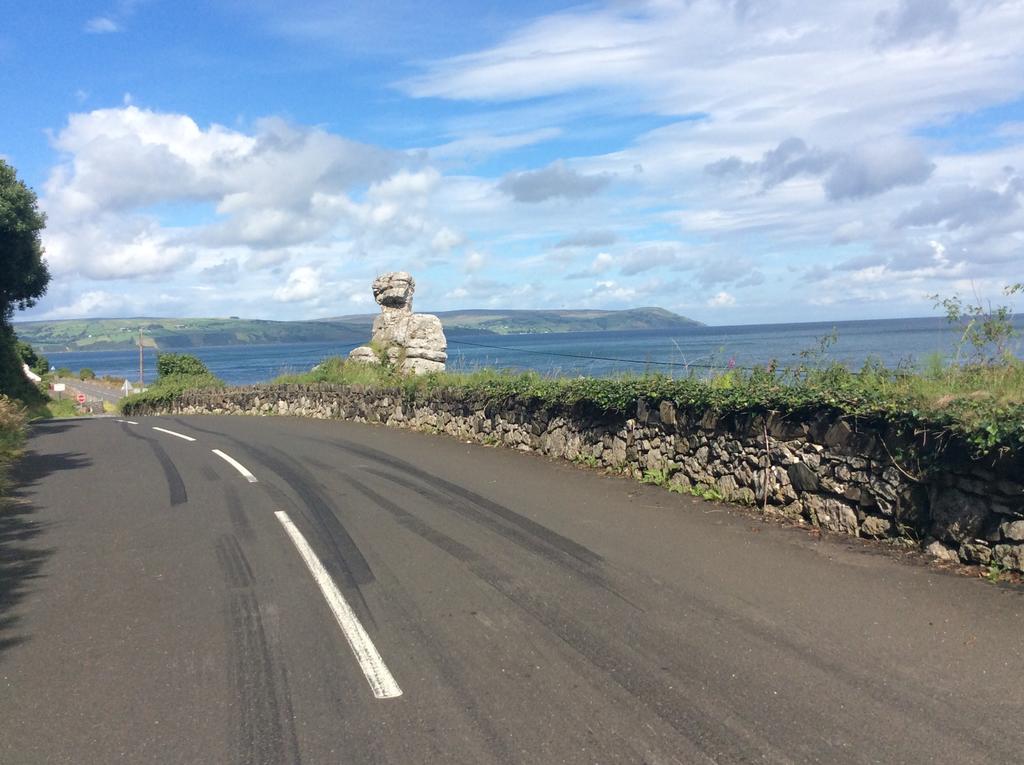 U R Needs Holidays Ireland Carnlough Esterno foto